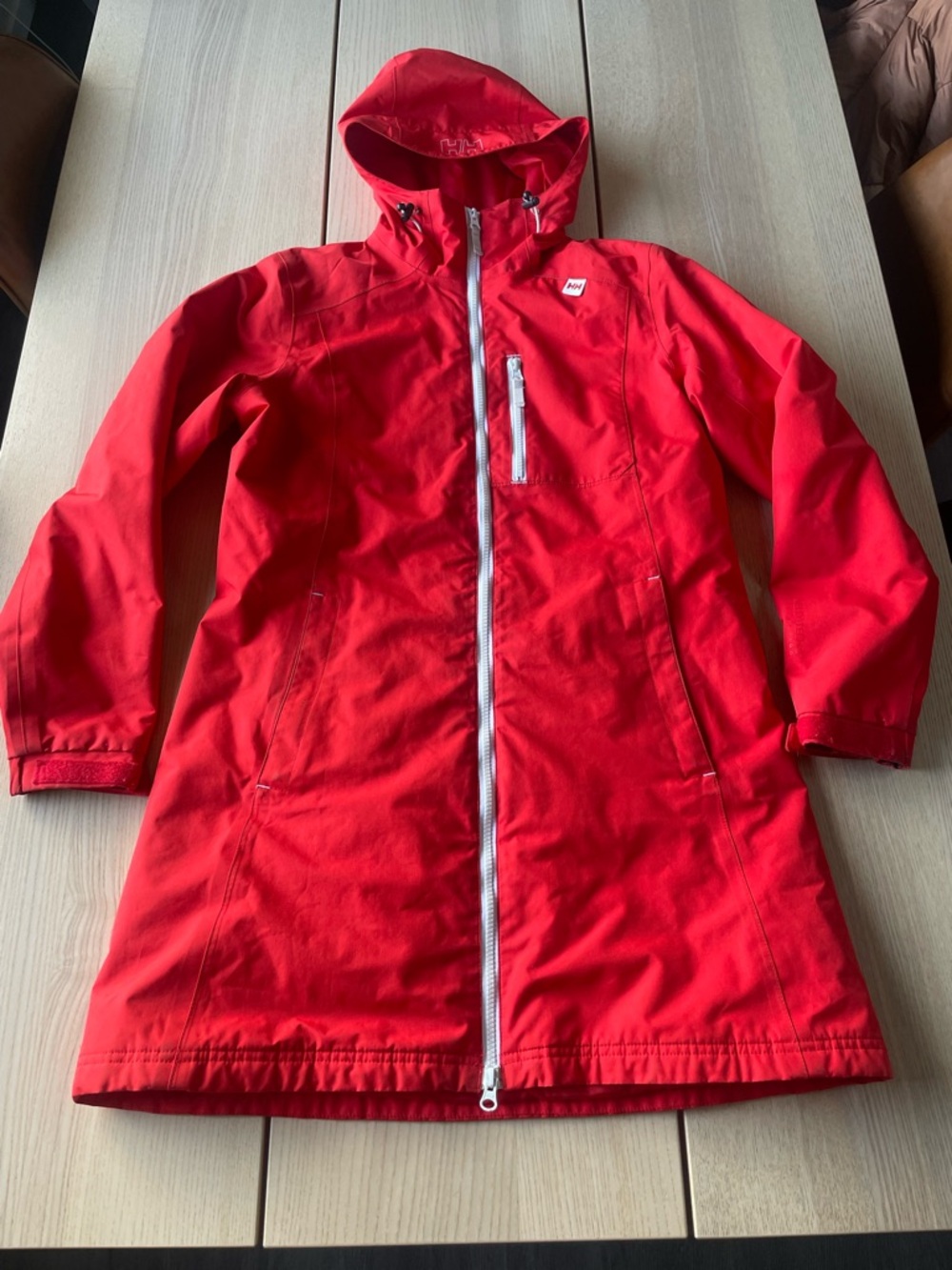 Helly Hansen rain jacket women’s medium lined rain coat rainwear HH med ladies
